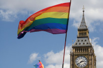 LGBT: la lutte de la rue aux ministères
